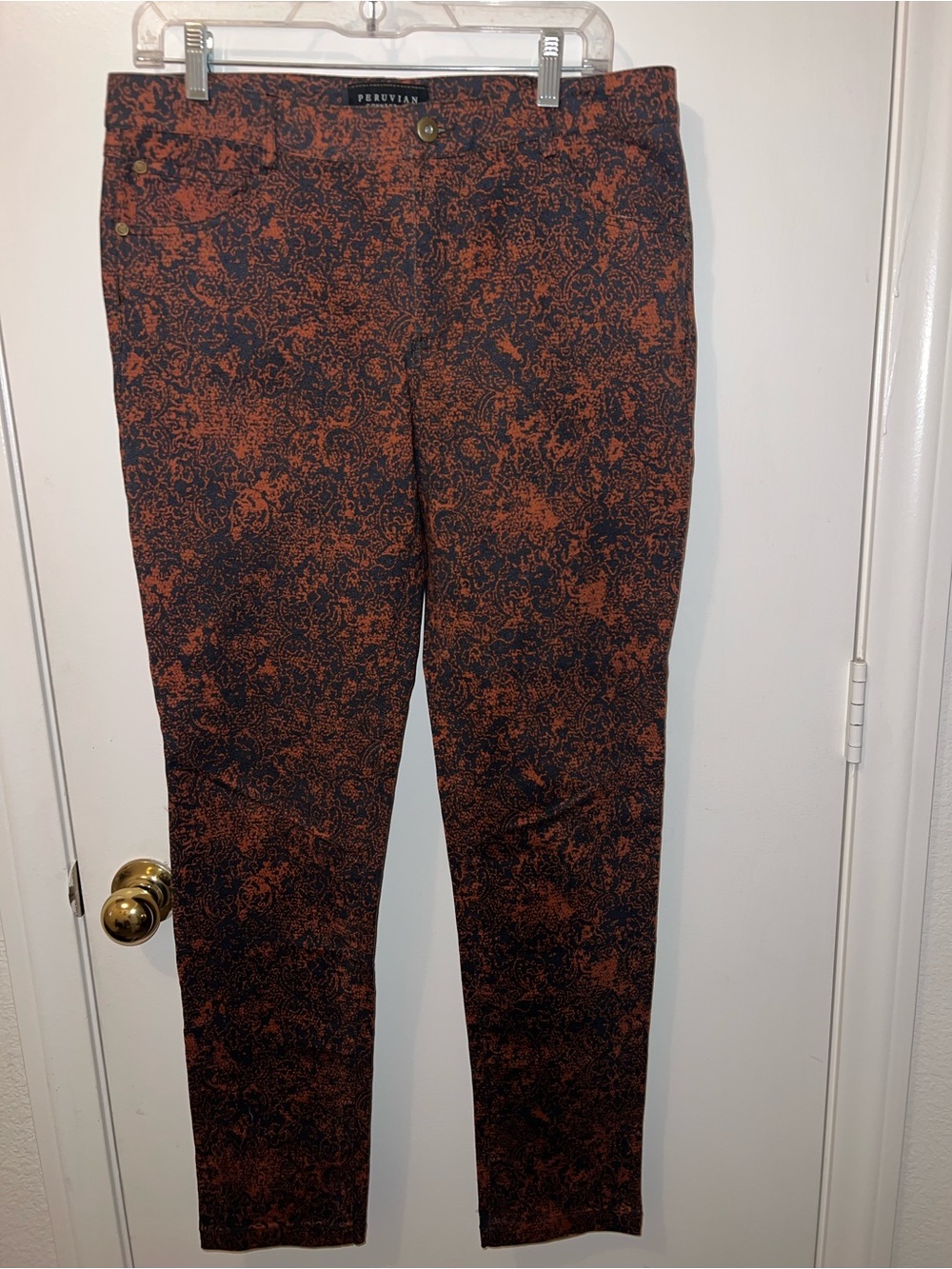 Peruvian Connection Women's Rust and Black Slim Printed pants
